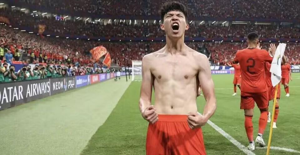 开云百家乐-王钰栋，拒绝德甲合同，放弃留洋？在中超拿300万顶薪