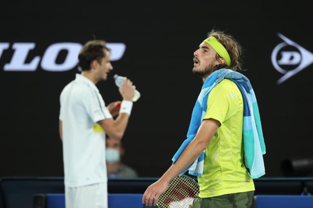 开云游戏官网-12连胜前十选手！梅德维德夫胜西西帕斯进澳网决赛